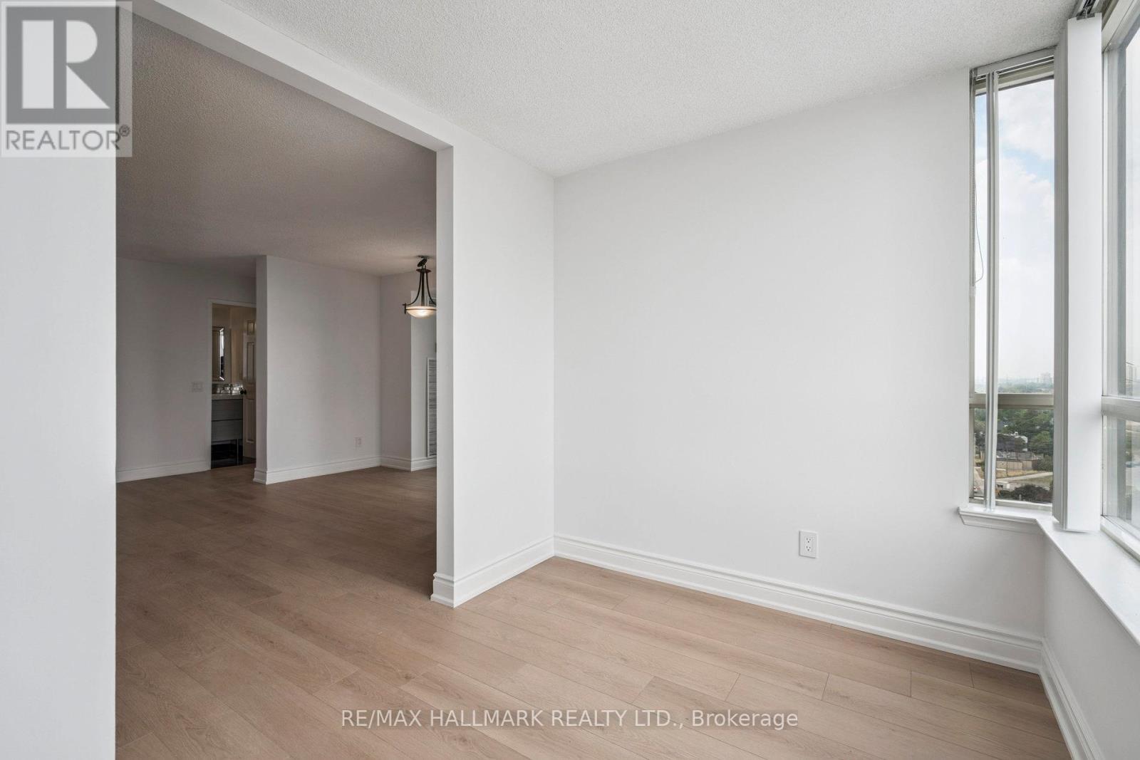 1214 - 7 Bishop Avenue, Toronto, ON - Indoor Photo Showing Other Room
