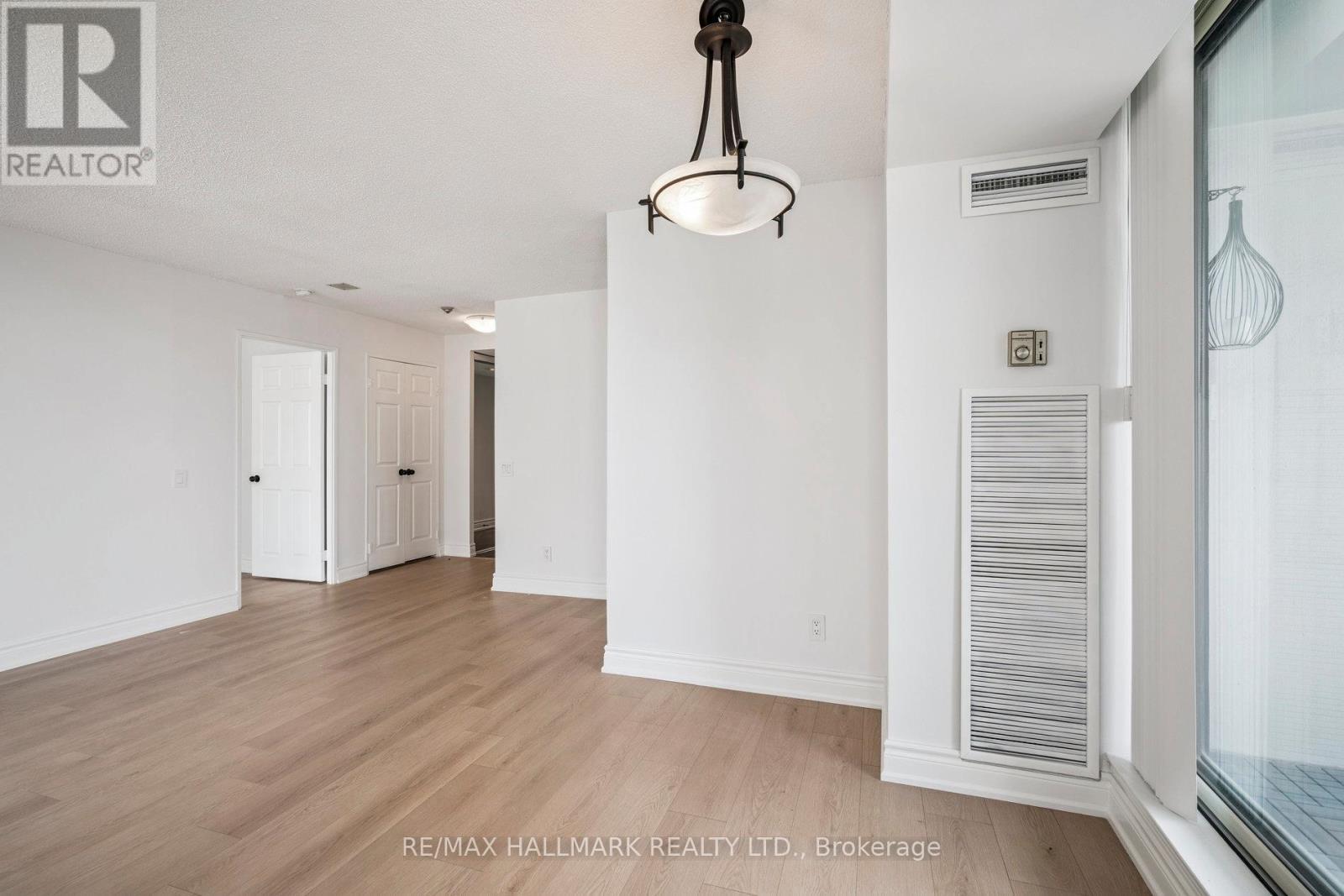 1214 - 7 Bishop Avenue, Toronto, ON - Indoor Photo Showing Other Room