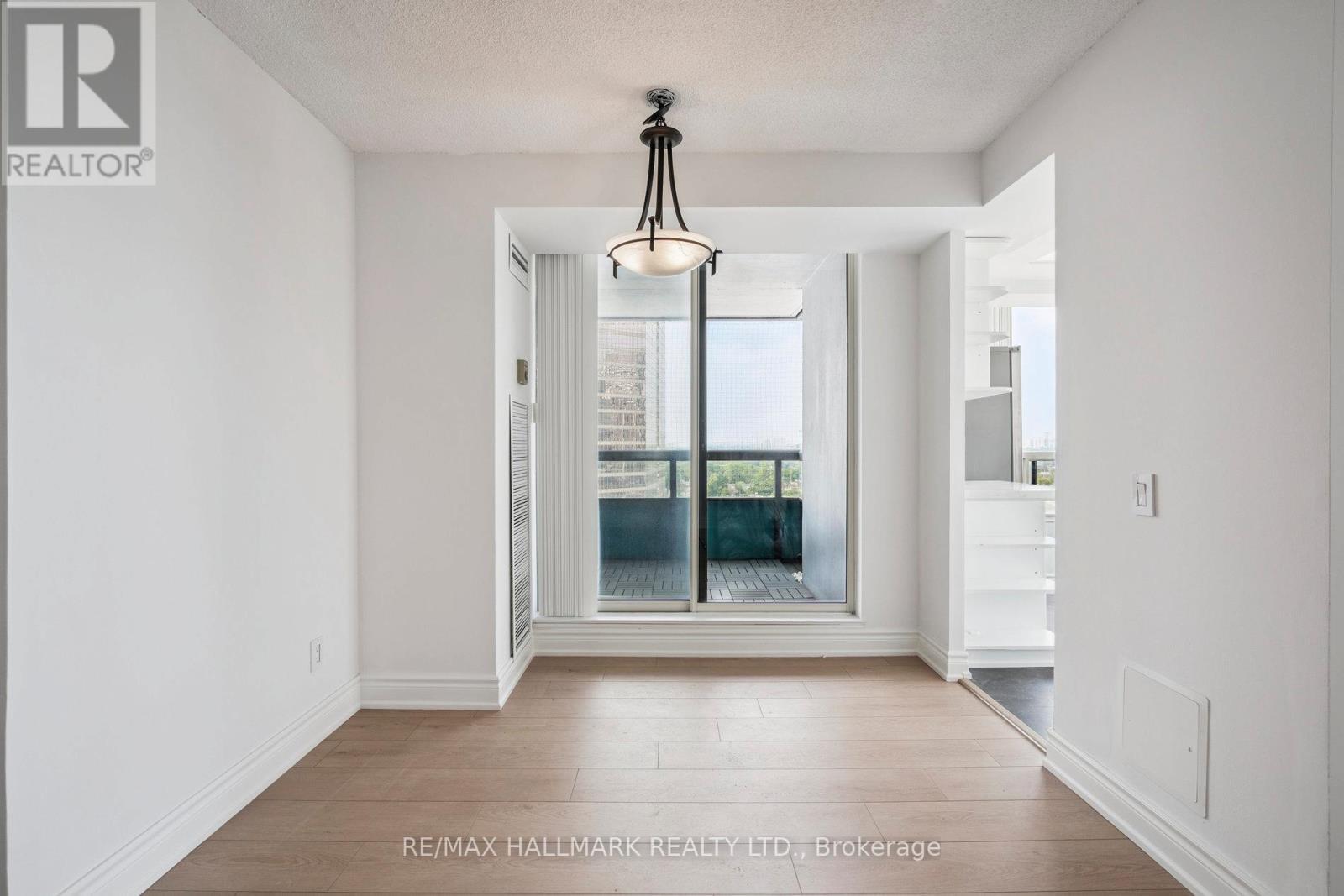 1214 - 7 Bishop Avenue, Toronto, ON - Indoor Photo Showing Other Room