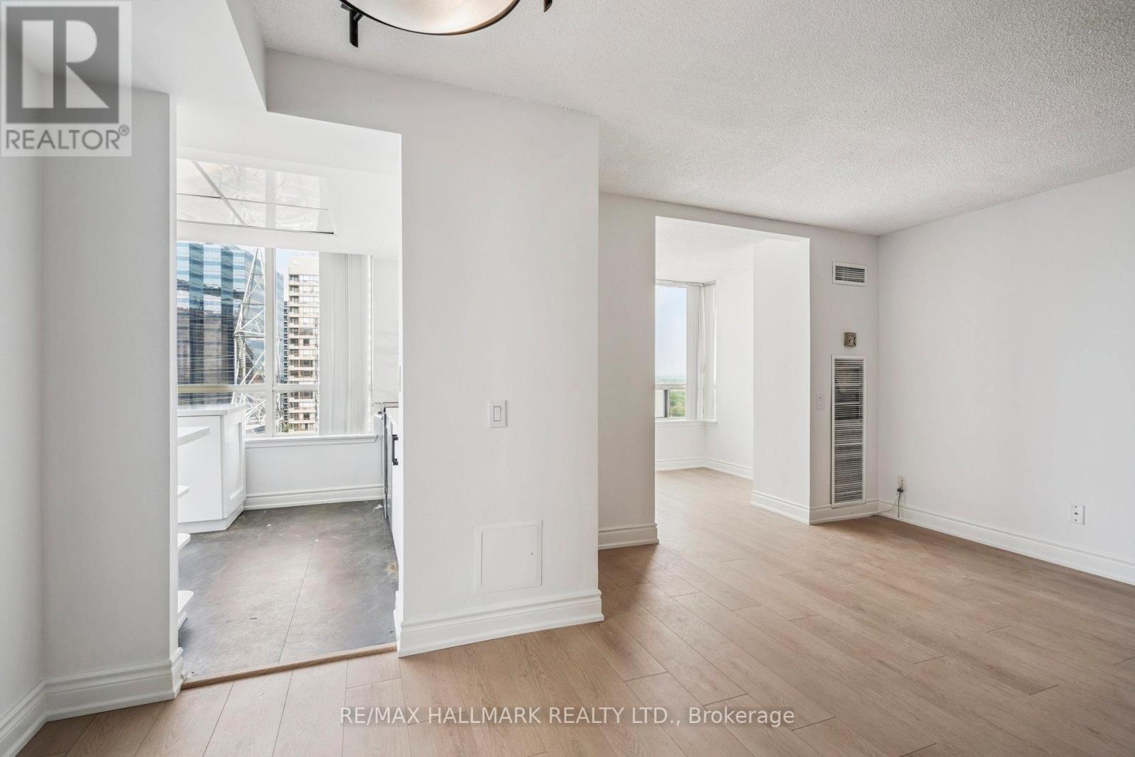 1214 - 7 Bishop Avenue, Toronto, ON - Indoor Photo Showing Other Room