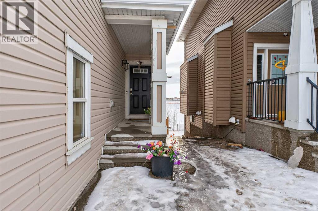 45 Redstone Drive Ne, Calgary, AB - Outdoor