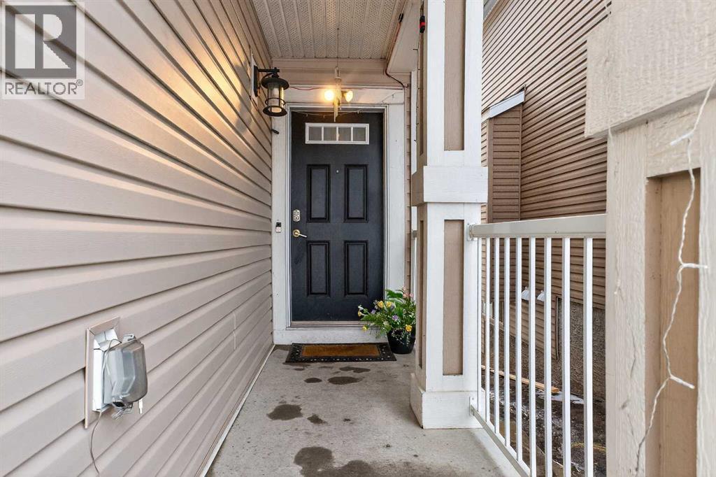 45 Redstone Drive Ne, Calgary, AB - Outdoor