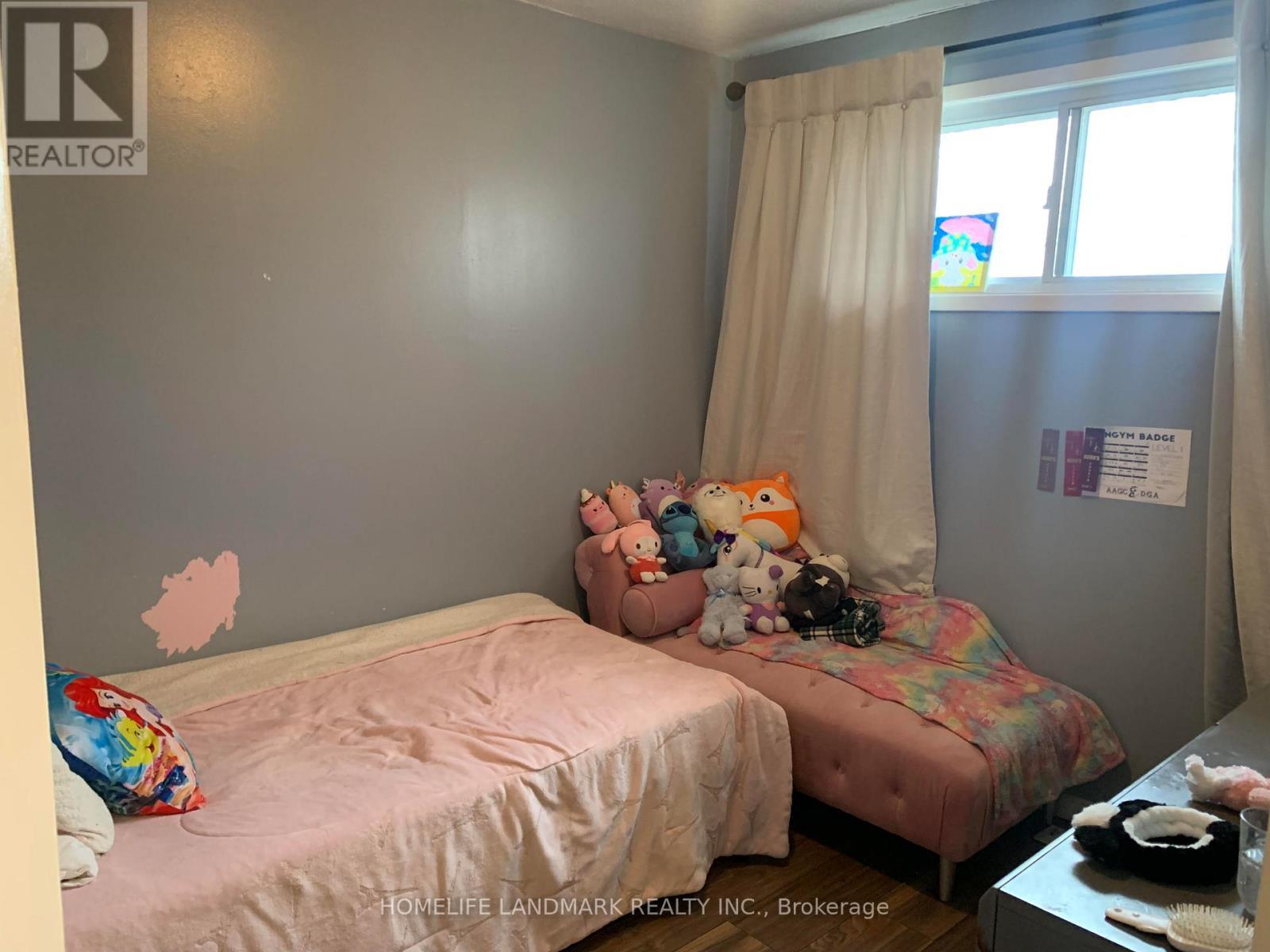 145 Tulloch Drive, Ajax, ON - Indoor Photo Showing Bedroom