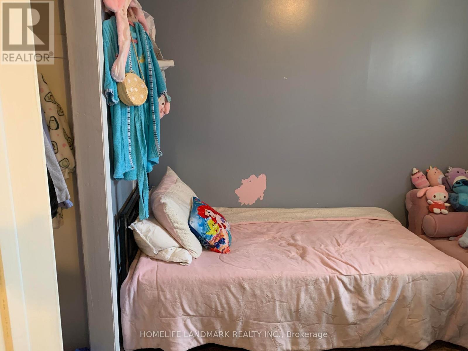 145 Tulloch Drive, Ajax, ON - Indoor Photo Showing Bedroom