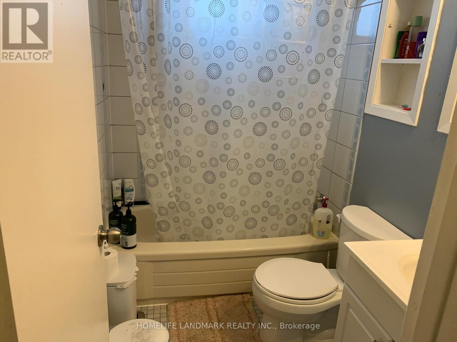 145 Tulloch Drive, Ajax, ON - Indoor Photo Showing Bathroom