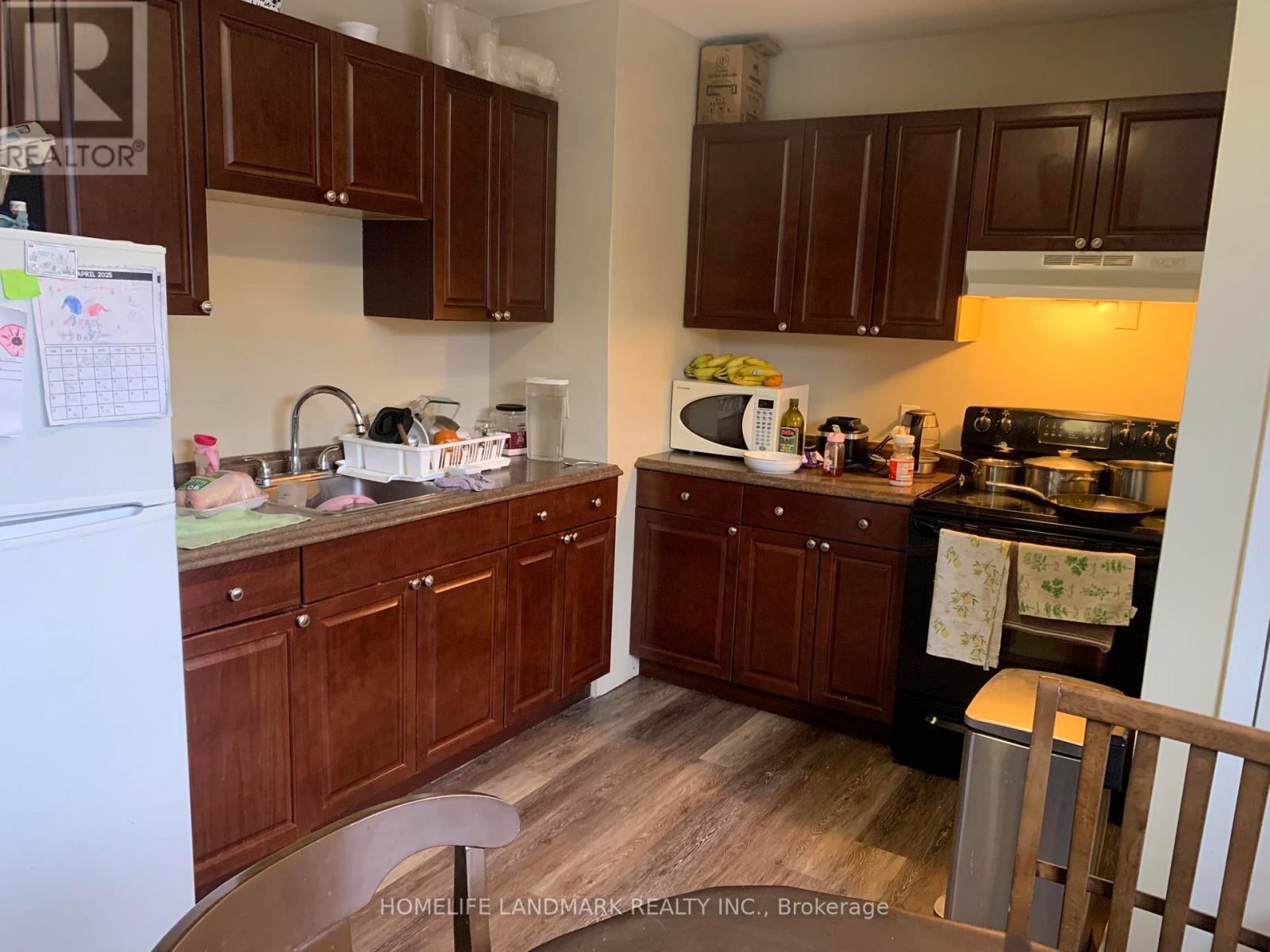 145 Tulloch Drive, Ajax, ON - Indoor Photo Showing Kitchen