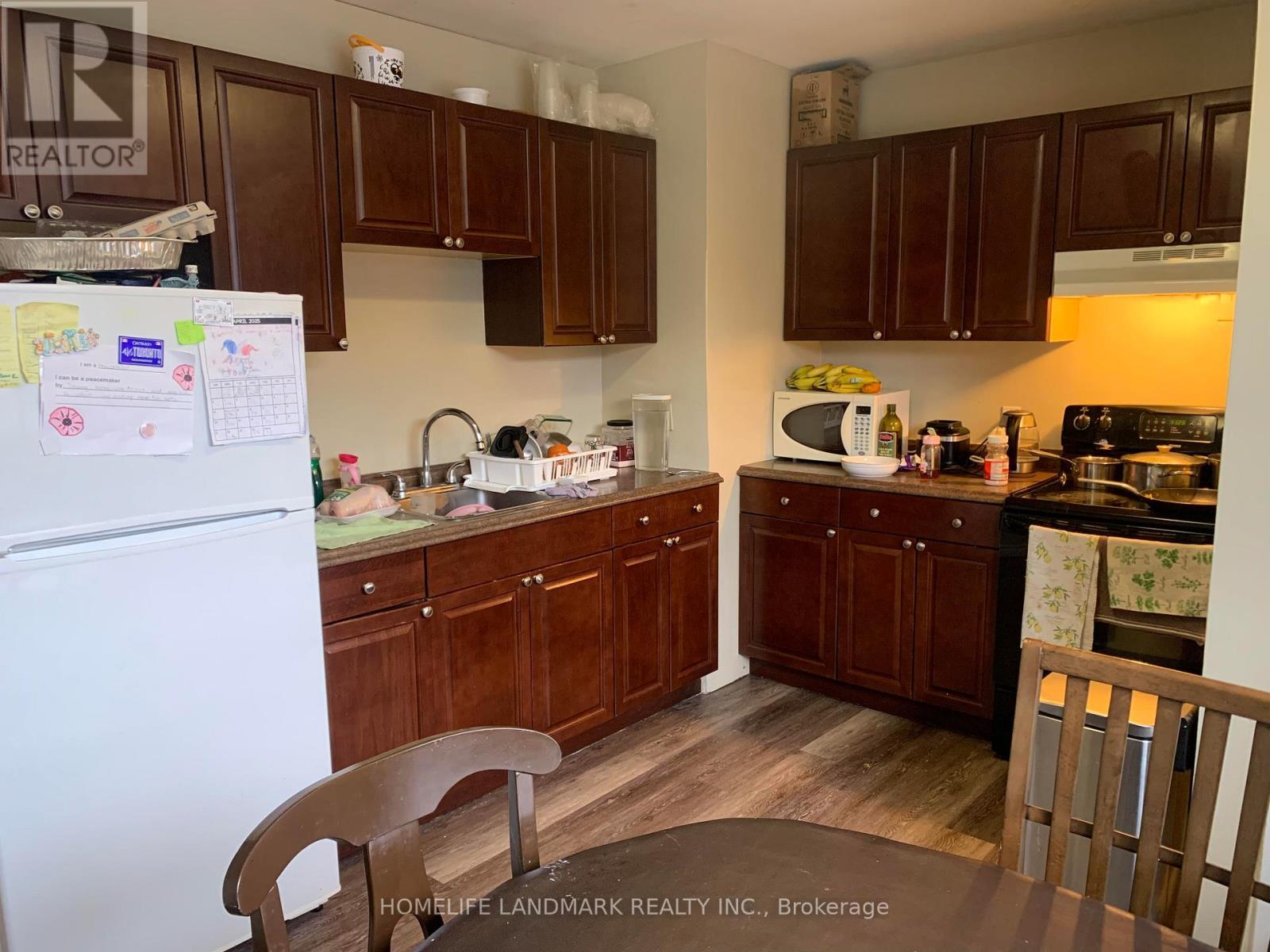 145 Tulloch Drive, Ajax, ON - Indoor Photo Showing Kitchen