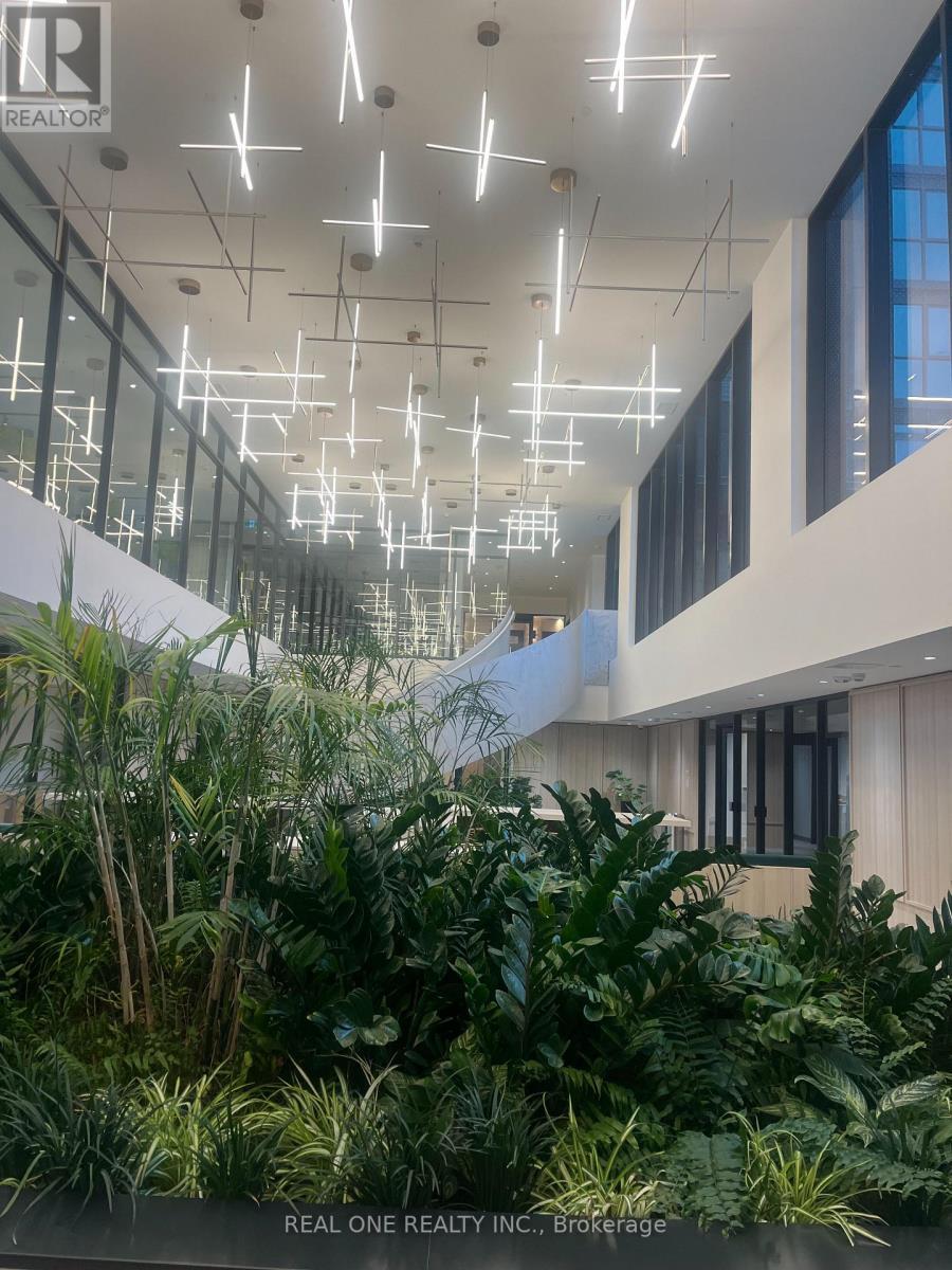 1608 - 3071 Trafalgar Road, Oakville, ON - Indoor Photo Showing Other Room