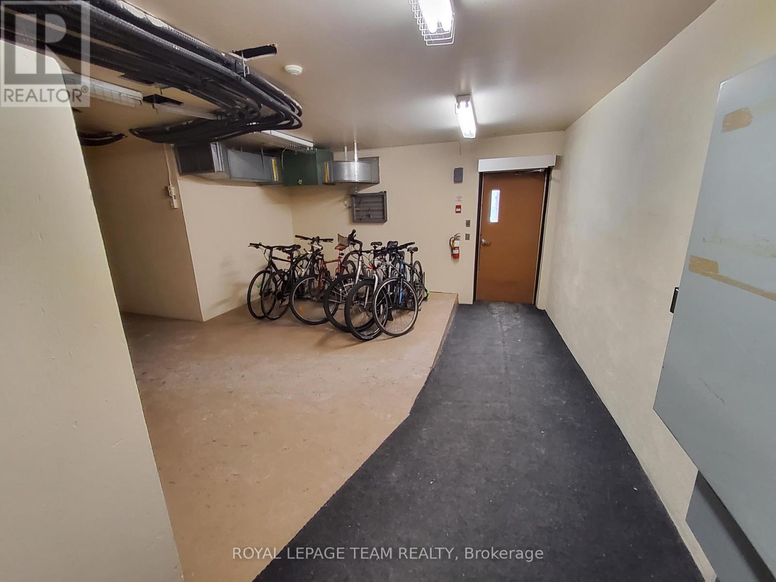 304 - 50 Burnside Avenue, Ottawa, ON - Indoor