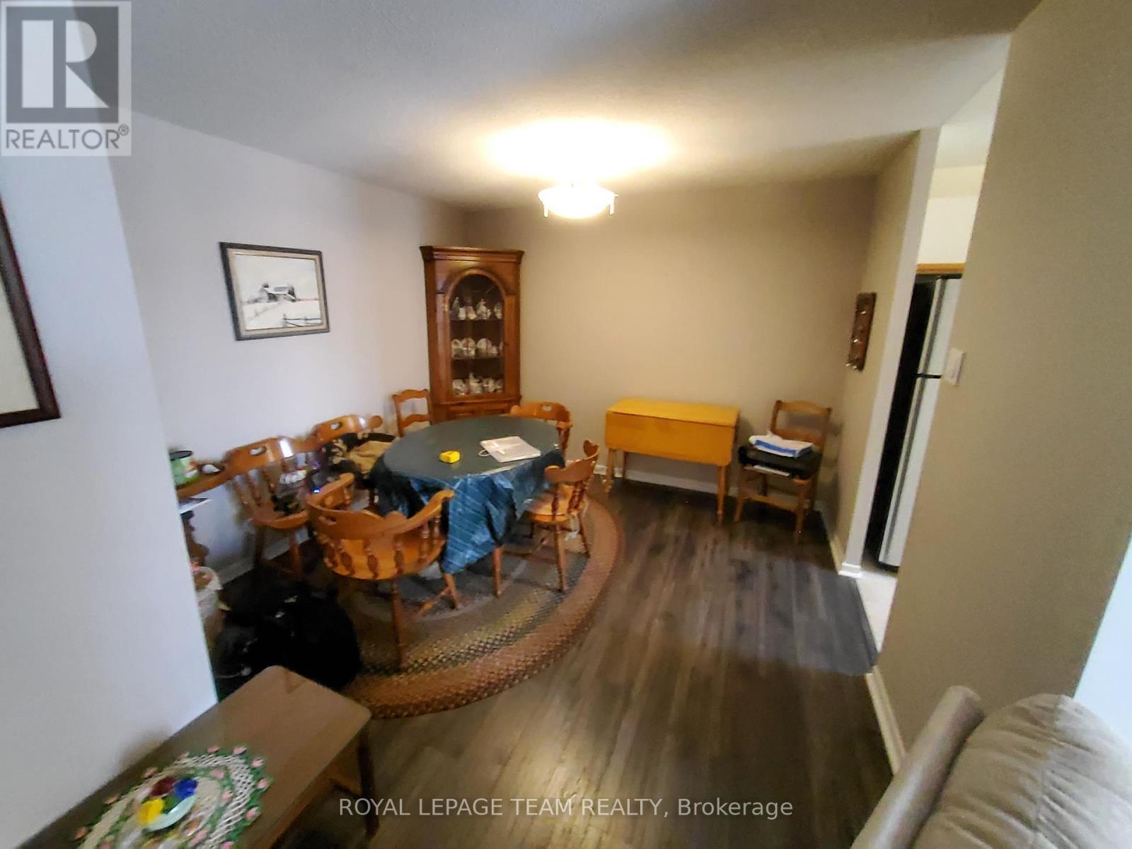 304 - 50 Burnside Avenue, Ottawa, ON - Indoor Photo Showing Other Room