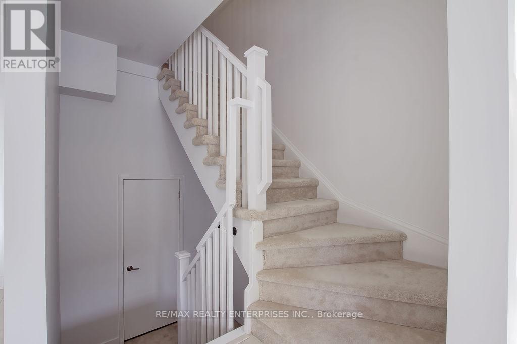 23 - 1121 Cooke Boulevard, Burlington, ON - Indoor Photo Showing Other Room