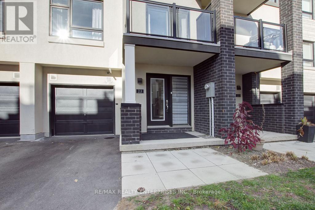 23 - 1121 Cooke Boulevard, Burlington, ON - Outdoor