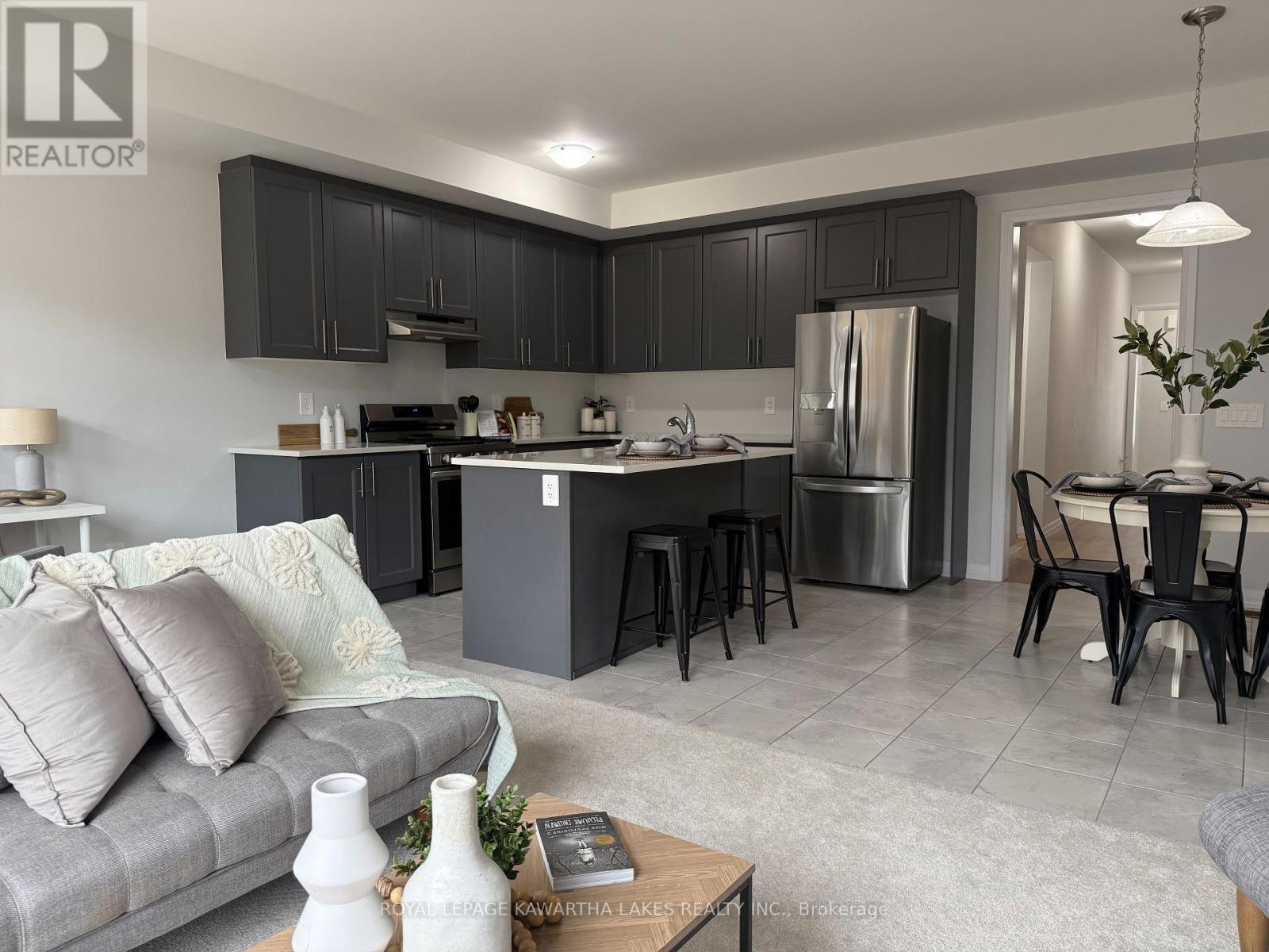 19 Keenan Street, Kawartha Lakes (Lindsay), ON - Indoor