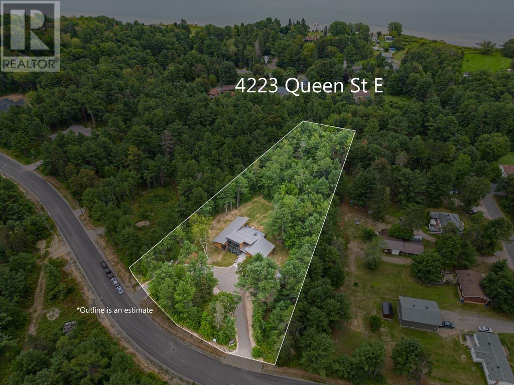 4223 Queen St, Sault Ste. Marie, ON - Outdoor With View