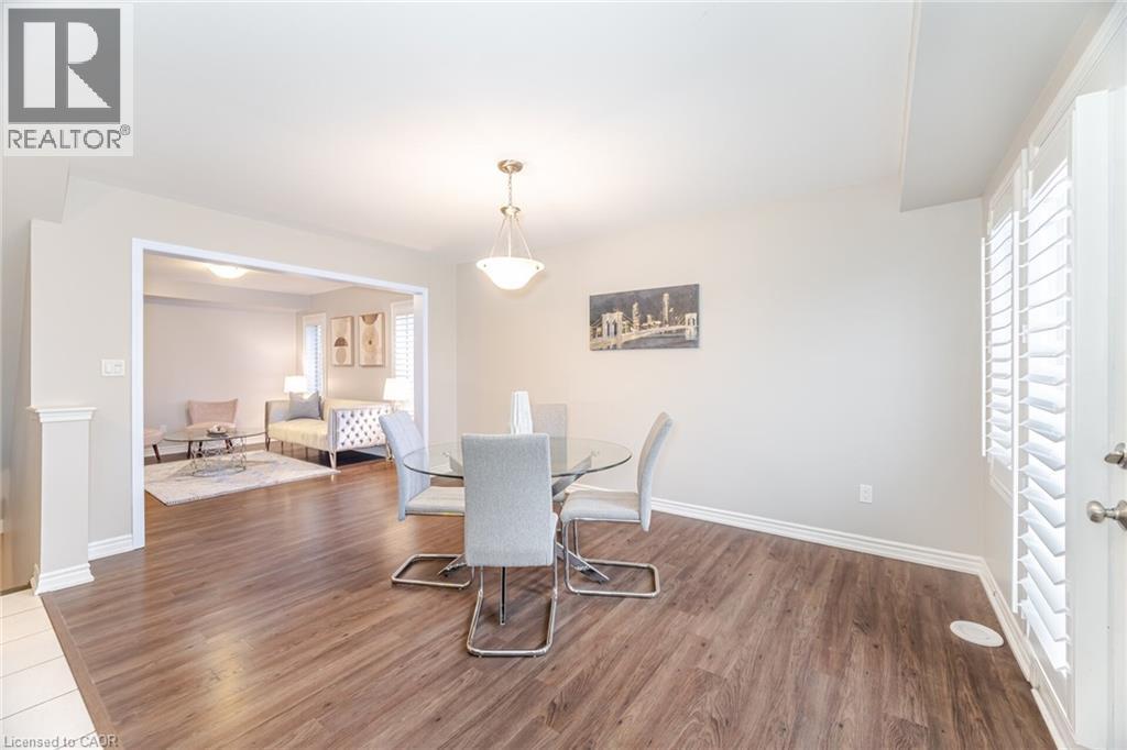 514 Goldenrod Lane, Waterloo, ON - Indoor Photo Showing Dining Room