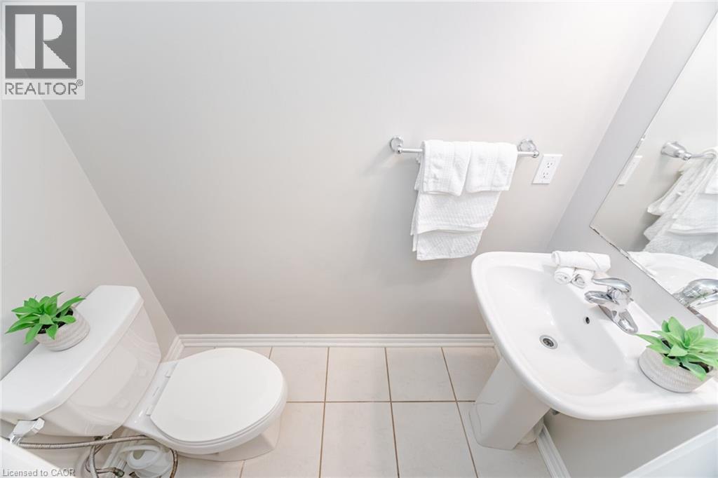 514 Goldenrod Lane, Waterloo, ON - Indoor Photo Showing Bathroom