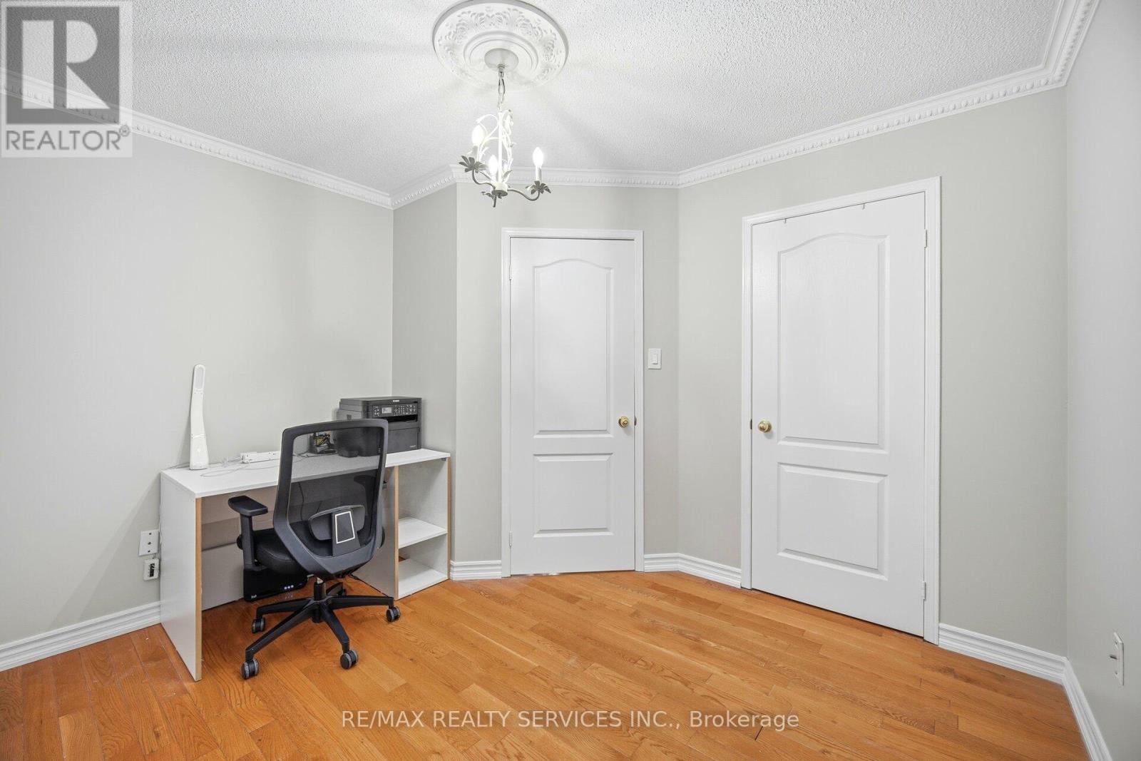 244 Brisdale Drive, Brampton, ON - Indoor