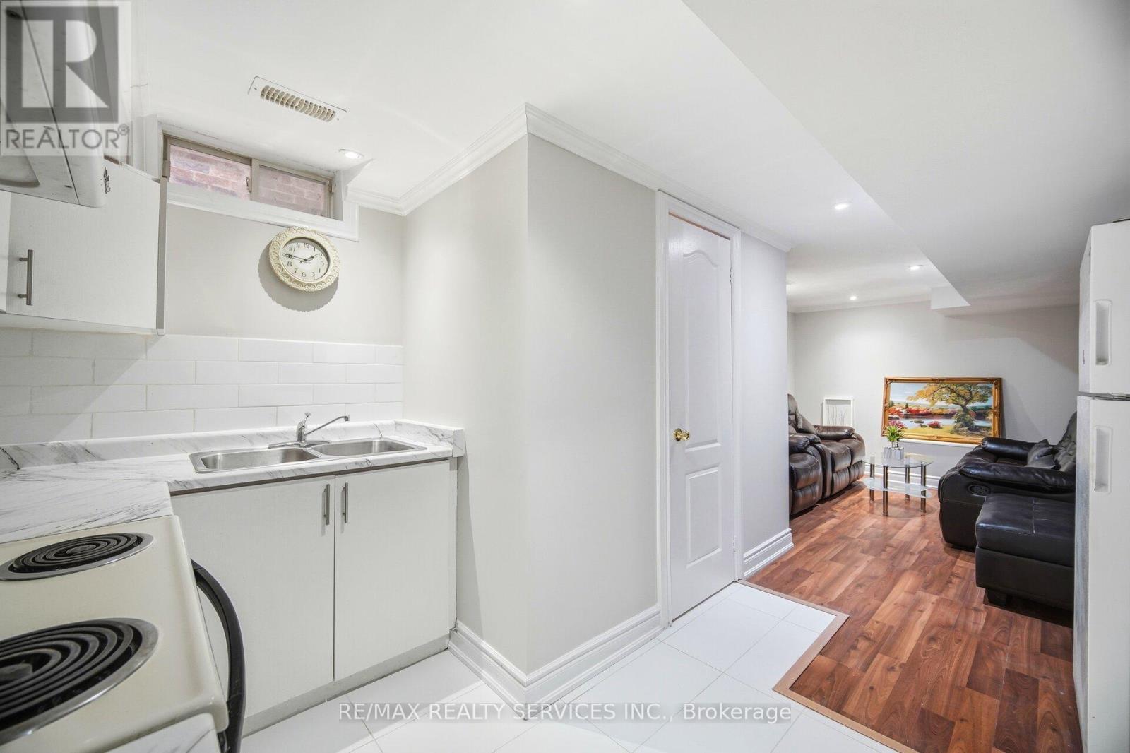 244 Brisdale Drive, Brampton, ON - Indoor Photo Showing Kitchen With Double Sink