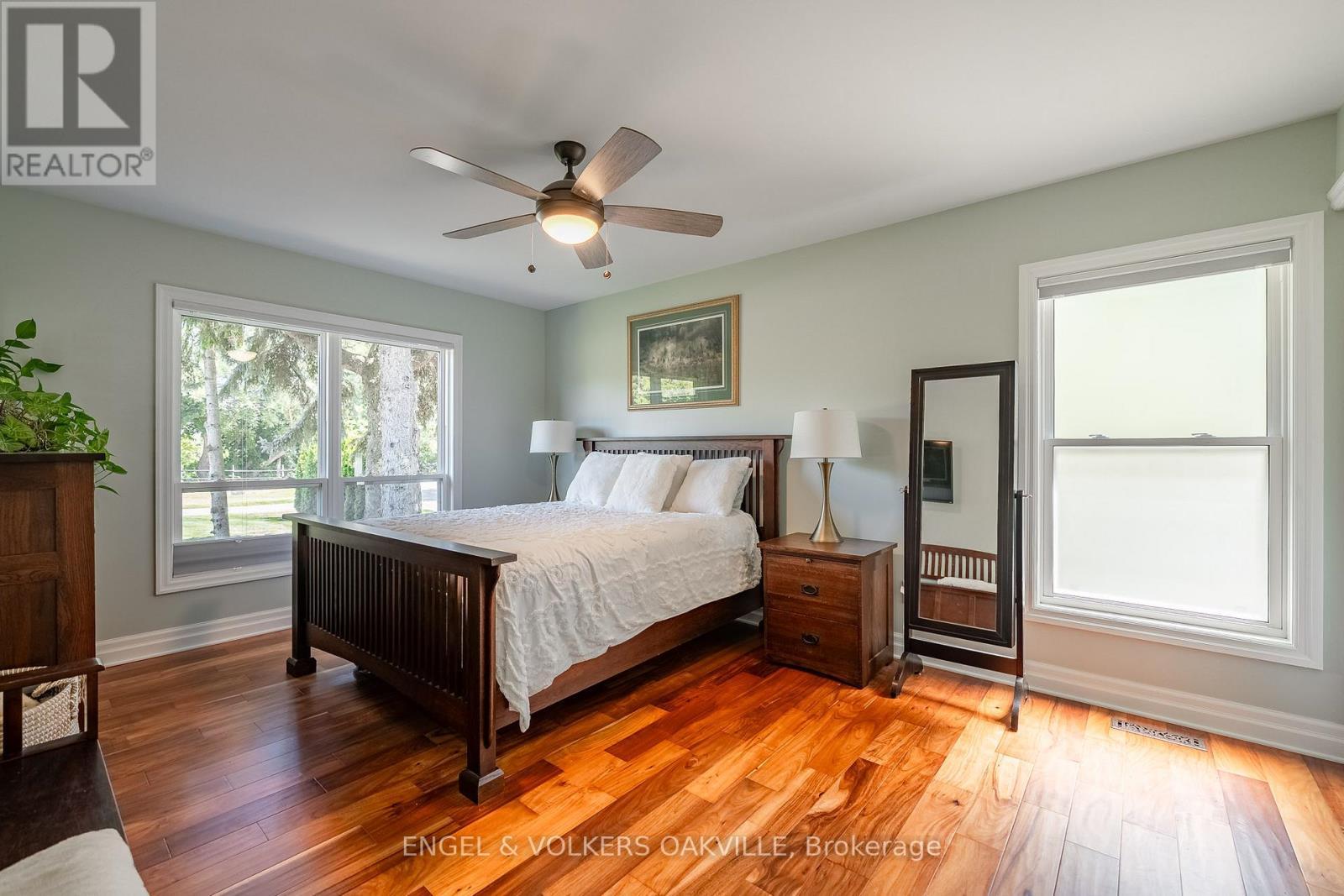 15578 Niagara River Parkway, Niagara-On-The-Lake (River), ON - Indoor Photo Showing Bedroom