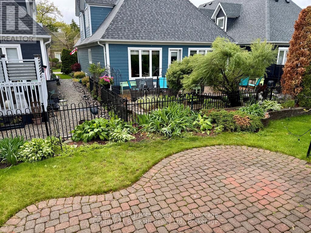 16 - 5 Invermara Court, Orillia, ON - Outdoor