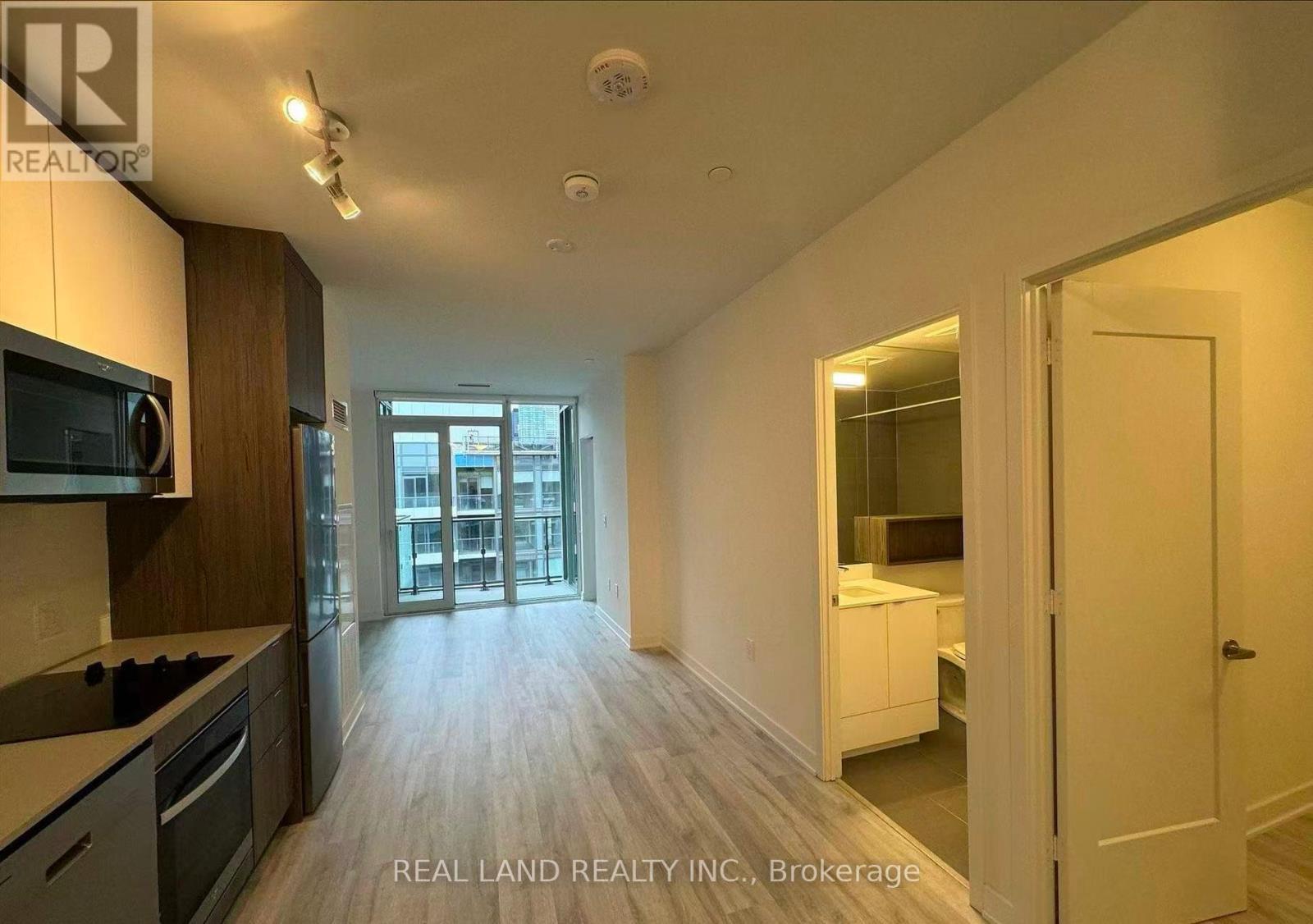 Ph1920 - 60 Princess Street, Toronto, ON - Indoor