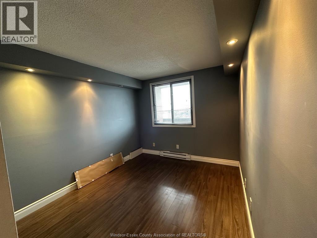 150 Park Street West Unit# 2410, Windsor, ON - Indoor Photo Showing Other Room