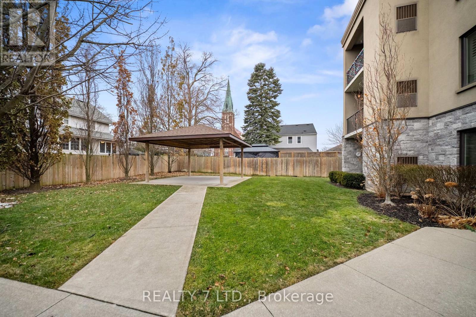 209 - 16 Sullivan Avenue, Thorold (Thorold Downtown), ON - Outdoor