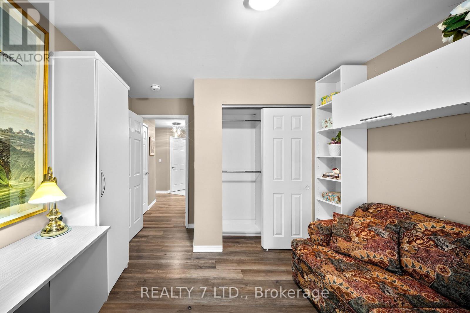 209 - 16 Sullivan Avenue, Thorold (Thorold Downtown), ON - Indoor Photo Showing Other Room