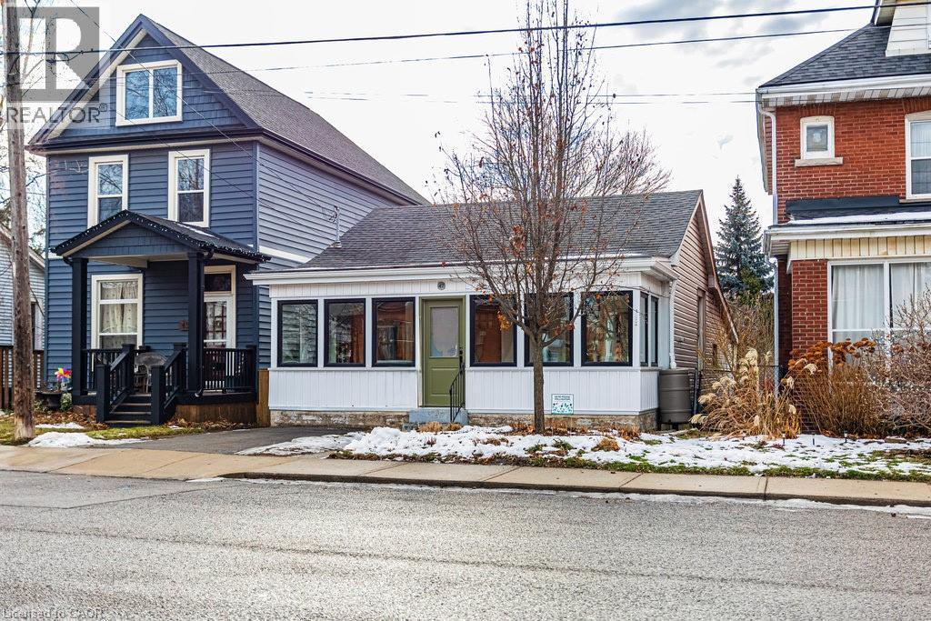 47 Tom Street, Hamilton, ON - Outdoor With Facade