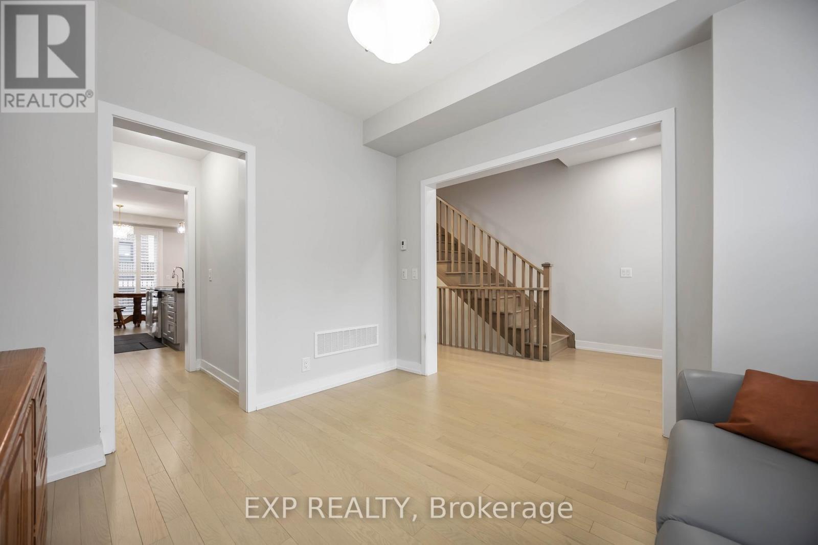 22 Guardhouse Crescent, Markham, ON - Indoor Photo Showing Other Room