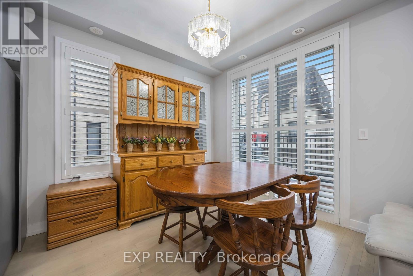 22 Guardhouse Crescent, Markham, ON - Indoor Photo Showing Dining Room