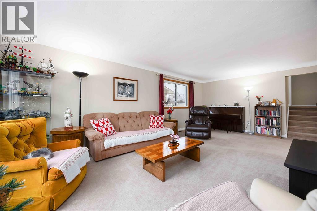 332 Exmouth Street, Sarnia, ON