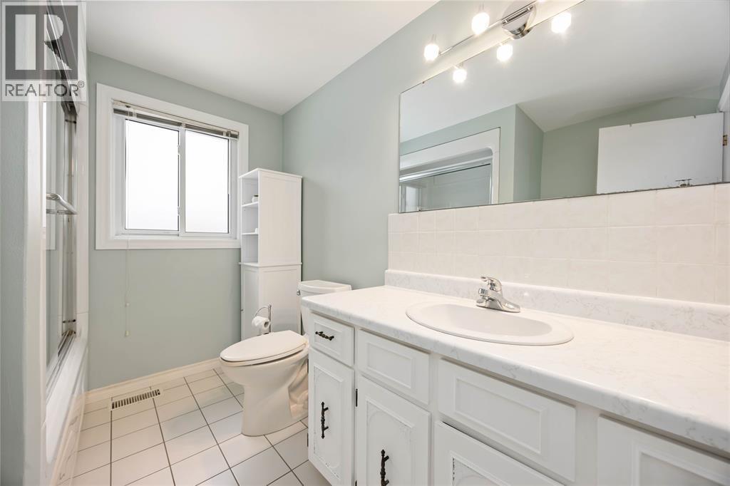 332 Exmouth Street, Sarnia, ON