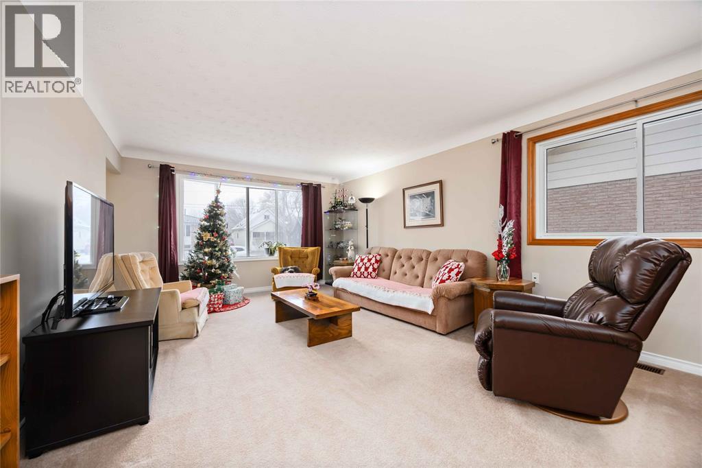 332 Exmouth Street, Sarnia, ON