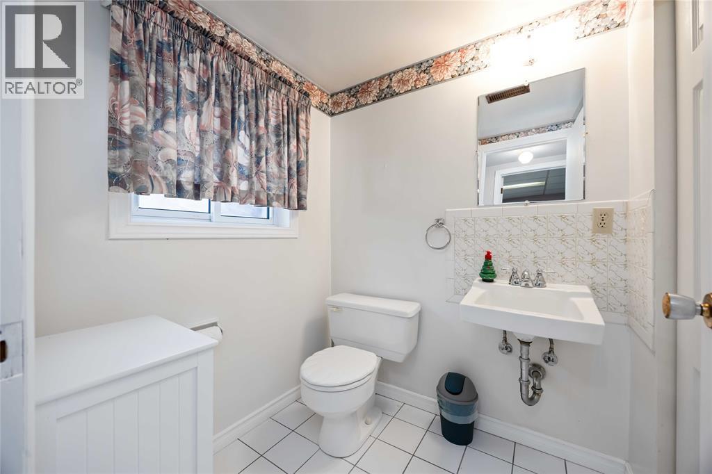 332 Exmouth Street, Sarnia, ON