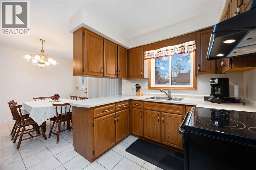 332 Exmouth Street, Sarnia, ON