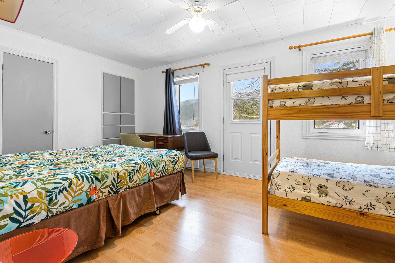 Bedroom - 307 Ch. Des Aigles, Nominingue, QC - Indoor Photo Showing Bedroom