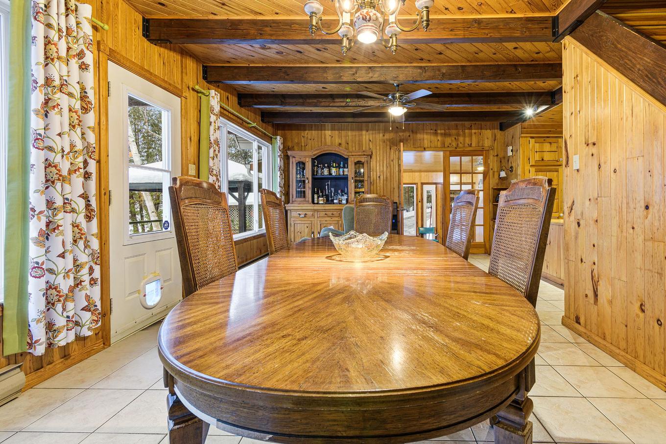 Dining room - 307 Ch. Des Aigles, Nominingue, QC - Indoor Photo Showing Dining Room