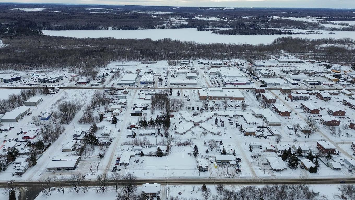 Photo aérienne - Av. De Nicolet, Shawinigan, QC