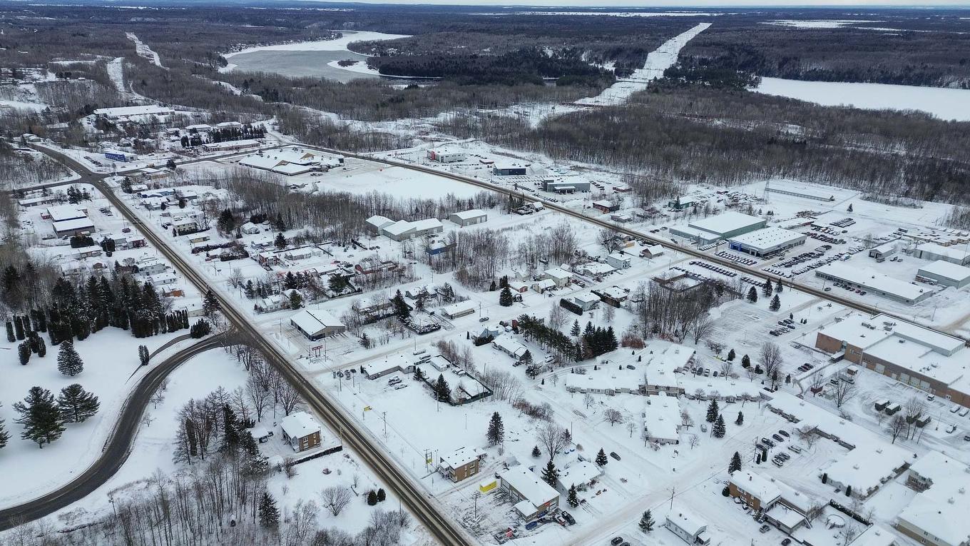 Photo aérienne - Av. De Nicolet, Shawinigan, QC