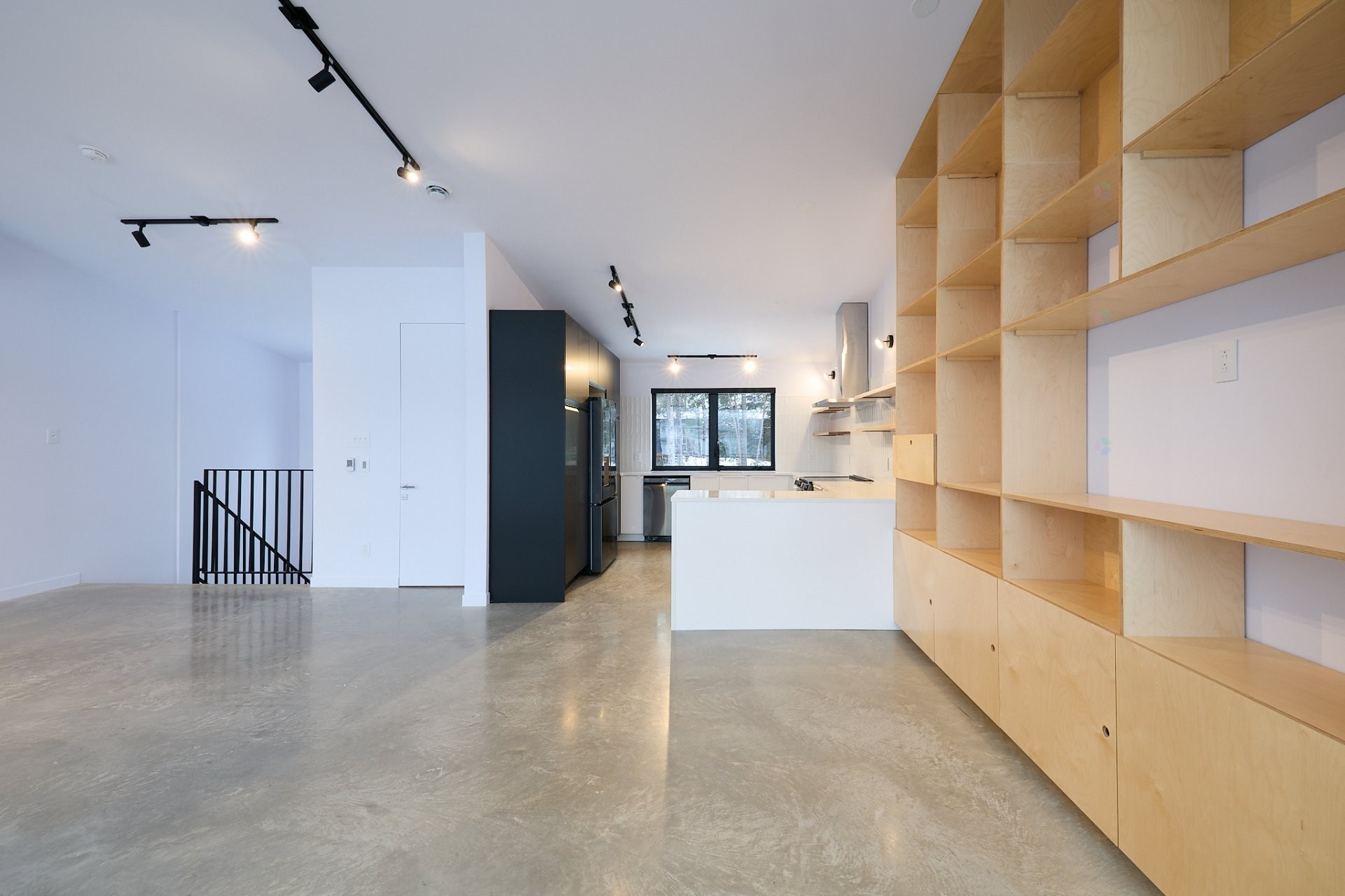 Vue d'ensemble - 538 Rue Désormeaux, Saint-Donat, QC - Indoor