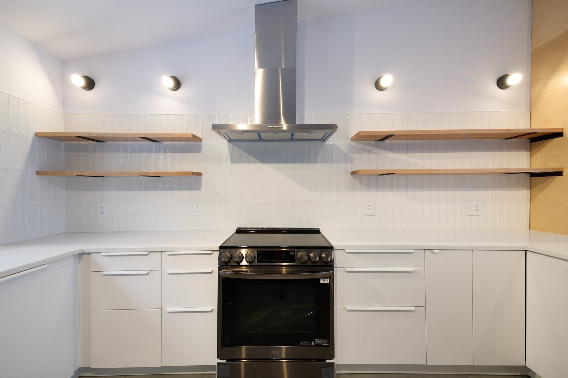 Cuisine - 538 Rue Désormeaux, Saint-Donat, QC - Indoor Photo Showing Kitchen