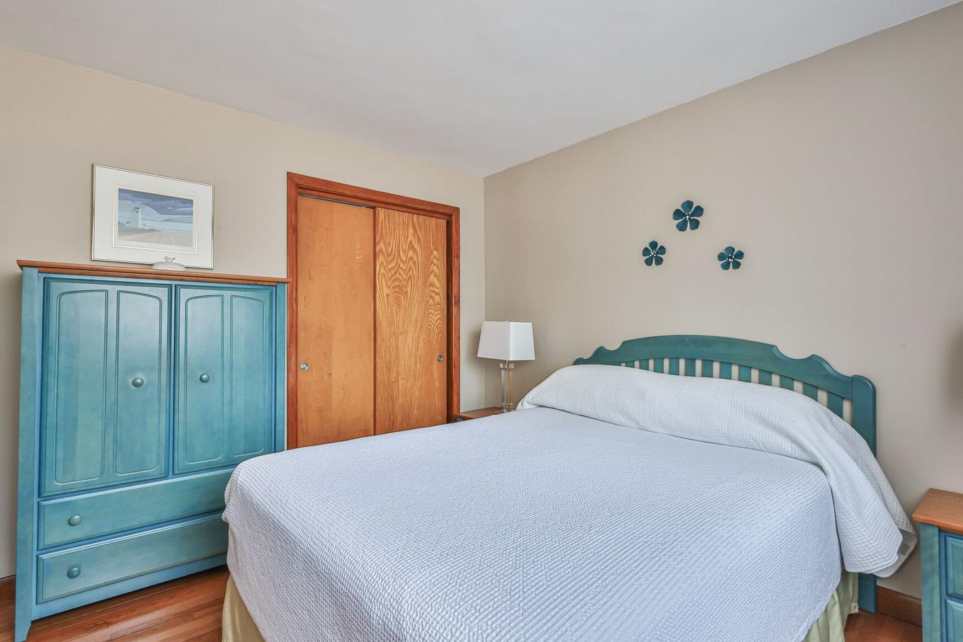 Chambre à coucher principale - 216 8E Avenue, Laval (Laval-Des-Rapides), QC - Indoor Photo Showing Bedroom