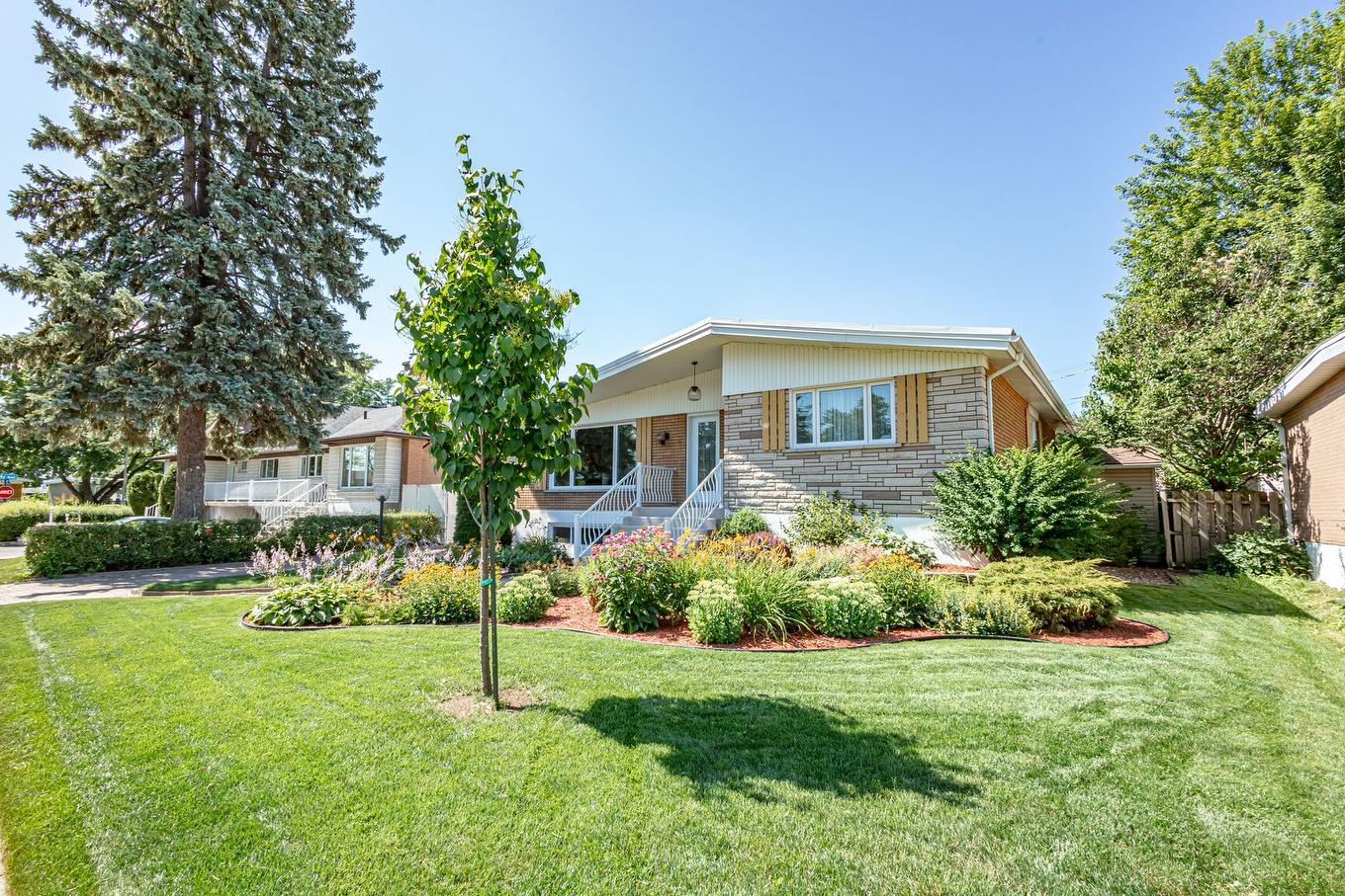 Façade - 216 8E Avenue, Laval (Laval-Des-Rapides), QC - Outdoor