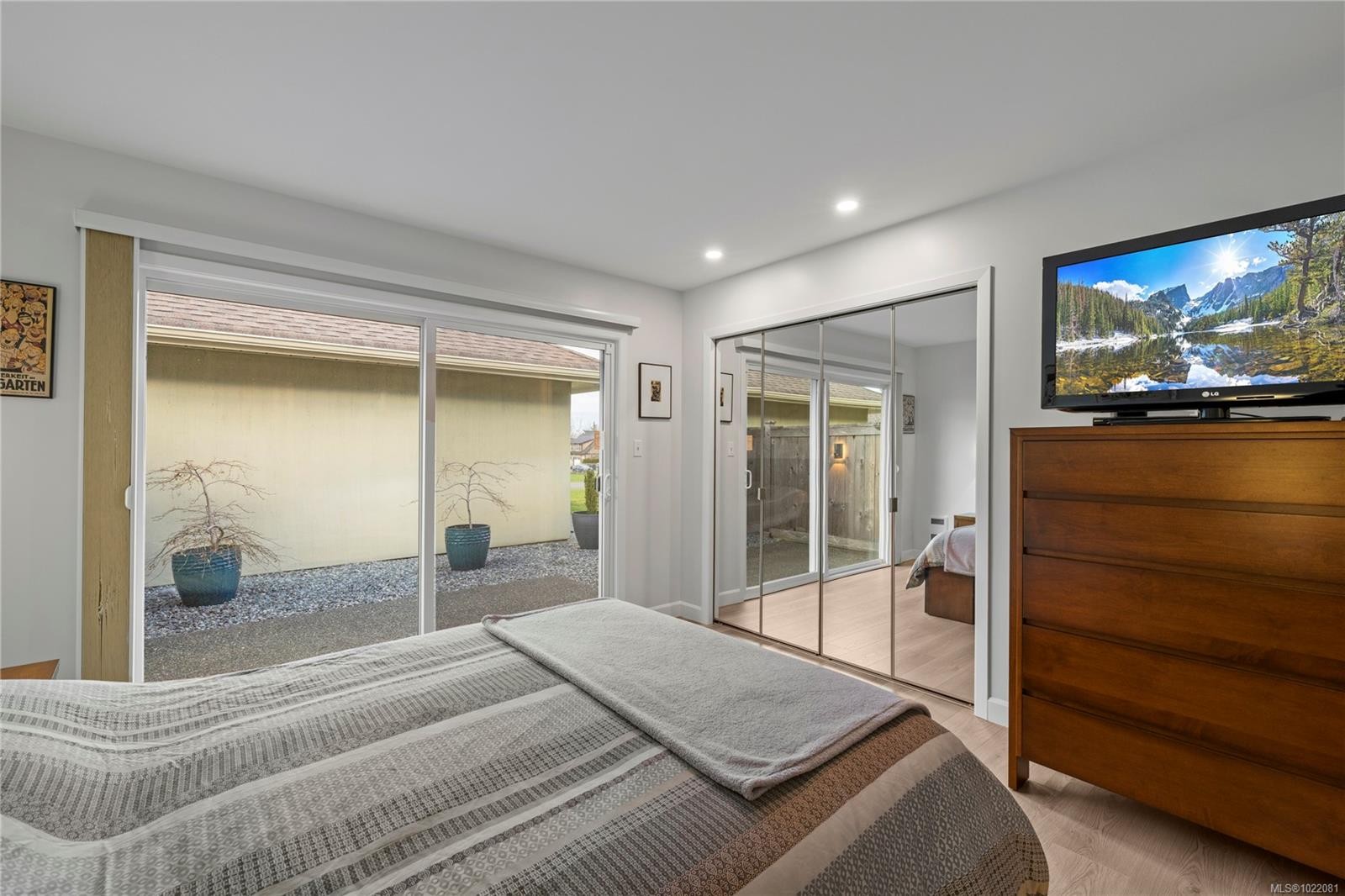 8-800 Primrose St, Qualicum Beach, BC