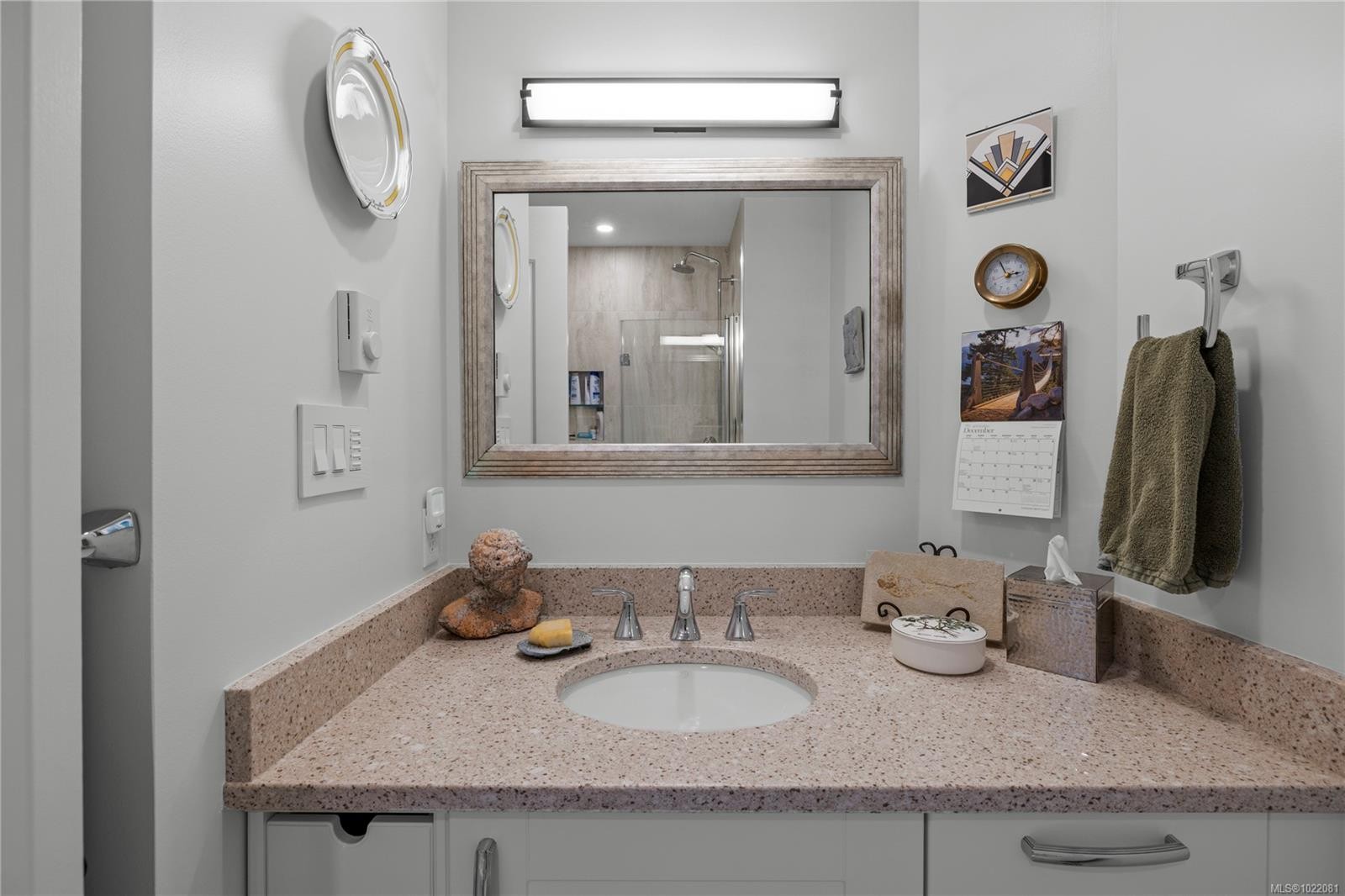 8-800 Primrose St, Qualicum Beach, BC