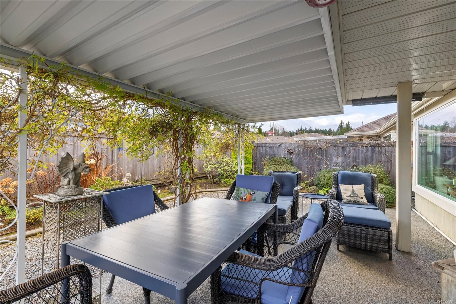 8-800 Primrose St, Qualicum Beach, BC