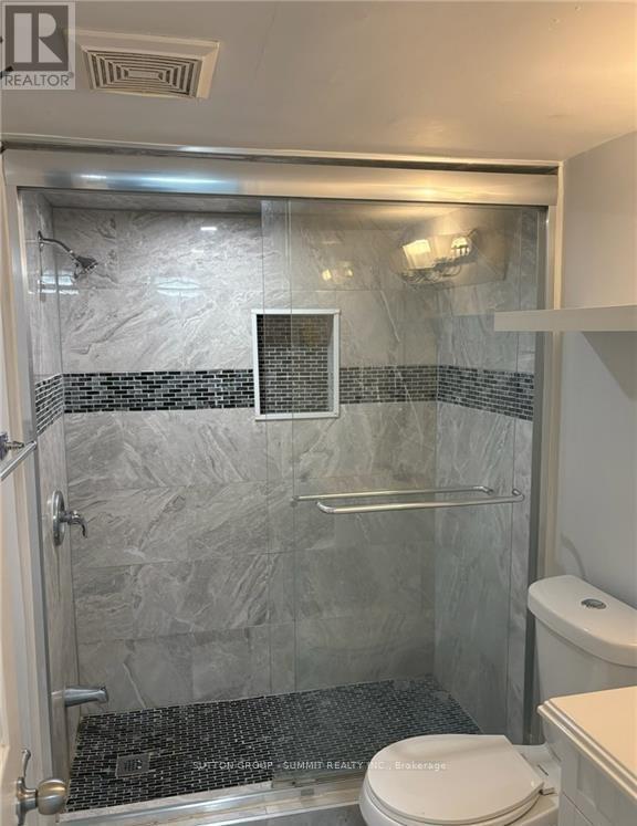 9 - 75 Mcintyre Crescent, Halton Hills, ON - Indoor Photo Showing Bathroom