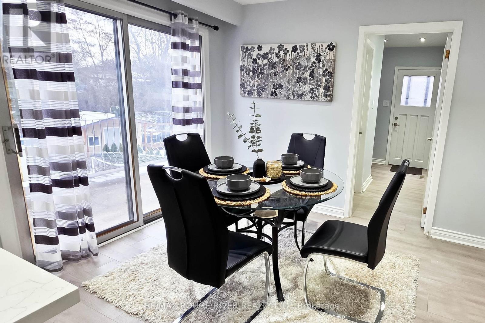 22 Annabelle Drive, Toronto, ON - Indoor Photo Showing Dining Room