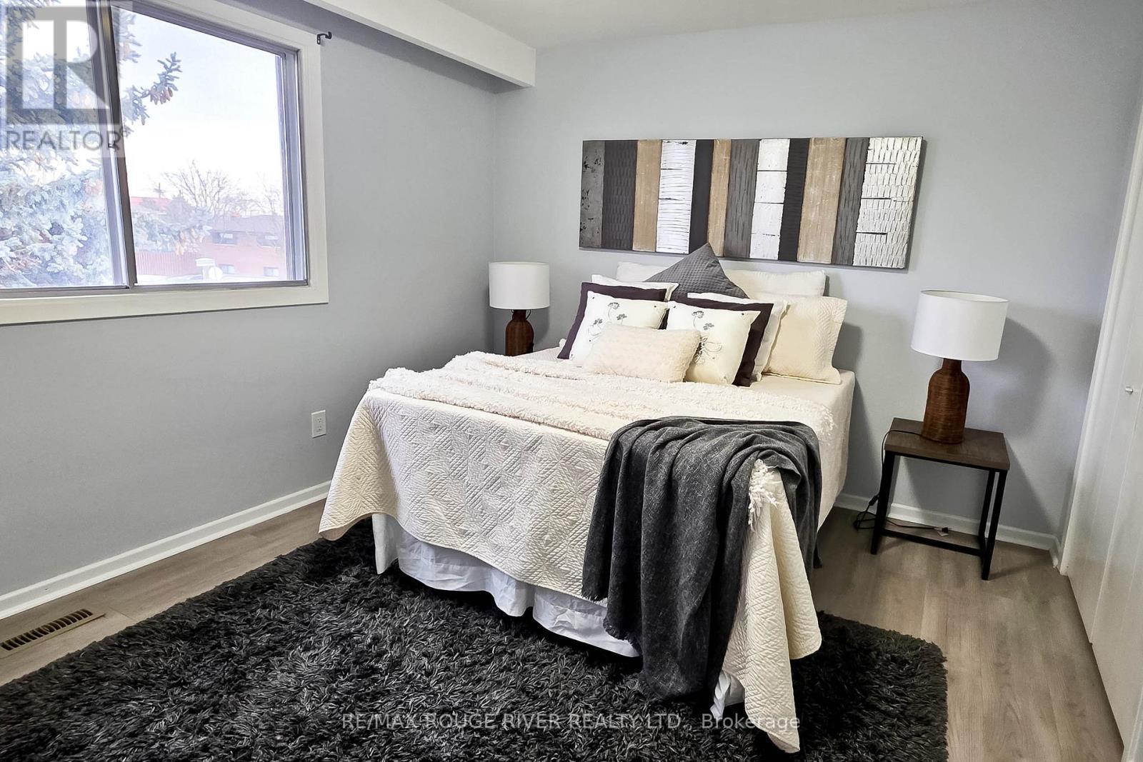 22 Annabelle Drive, Toronto, ON - Indoor Photo Showing Bedroom